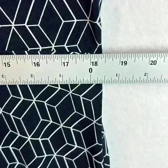 41 Hawthorn Dress Navy Women’s 1X Faux Wrap Midi Geometric Design - Picture 5 of 9